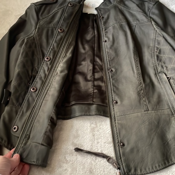 Anthropologie vegan leather, quilted dark olive jacket - Picture 4 of 10